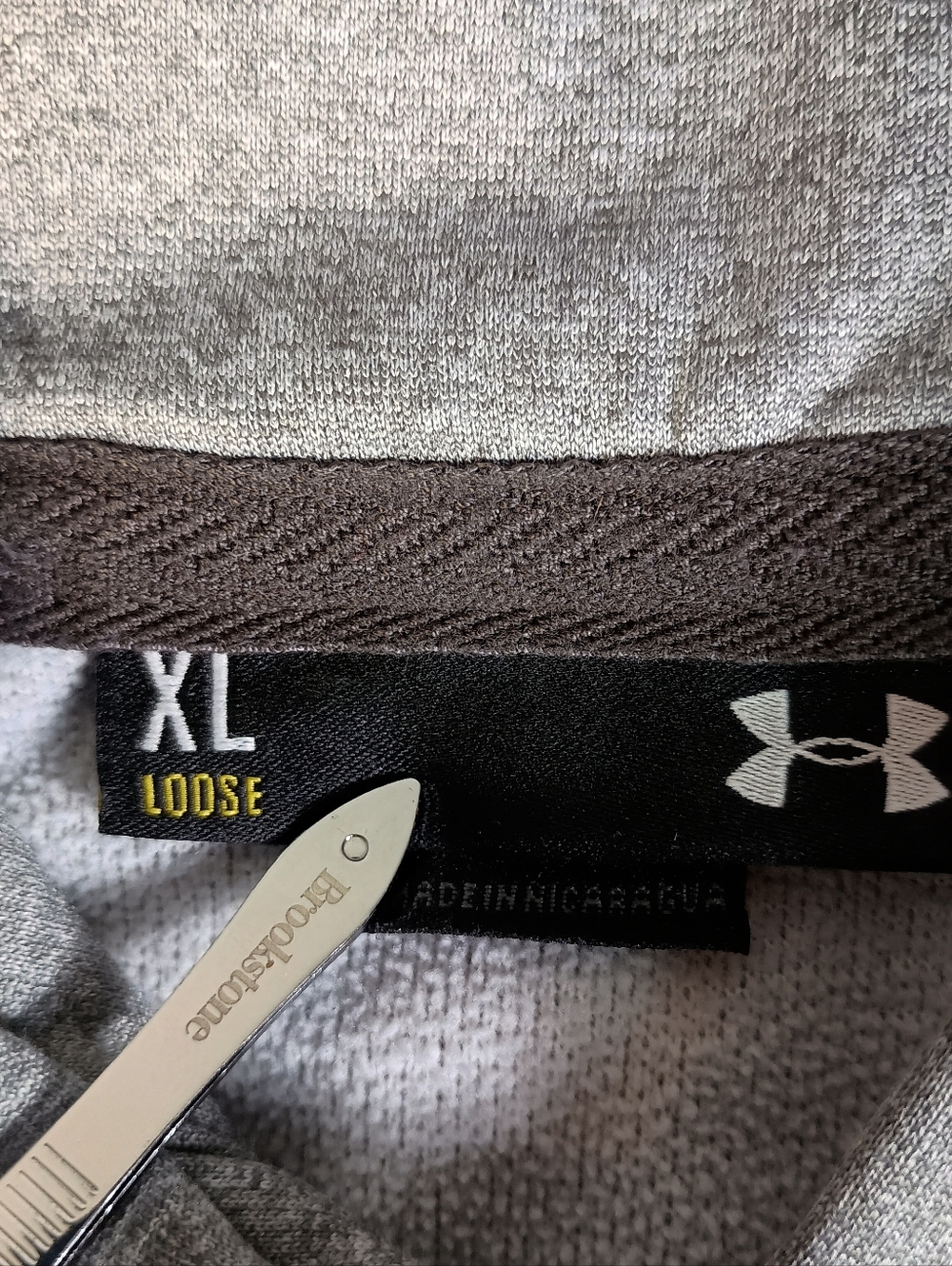 Under Armour Storm Notre Dame Fighting Irish Gray Men's XL Performance Hoodie - Picture 2 of 7
